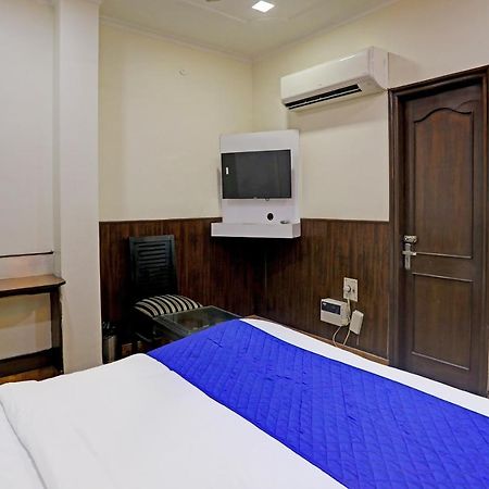 Hotel Grand Tushar - Ghaziabad Railway Station Kültér fotó