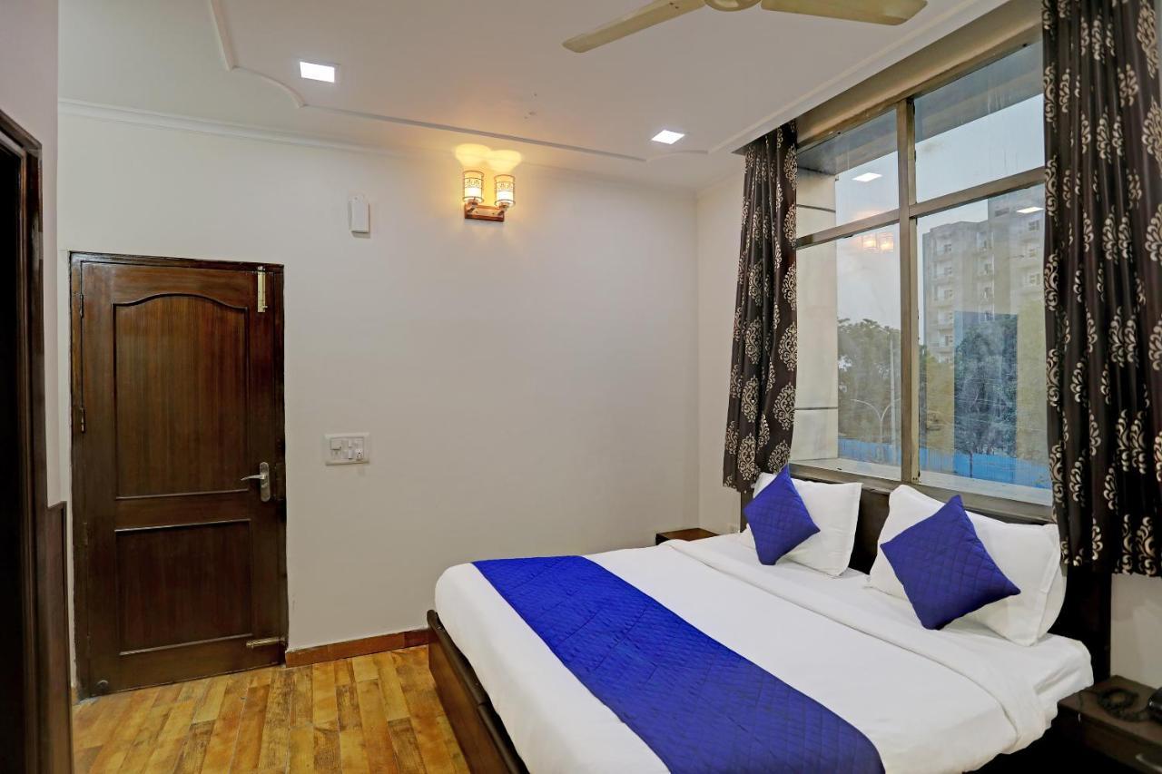Hotel Grand Tushar - Ghaziabad Railway Station Kültér fotó