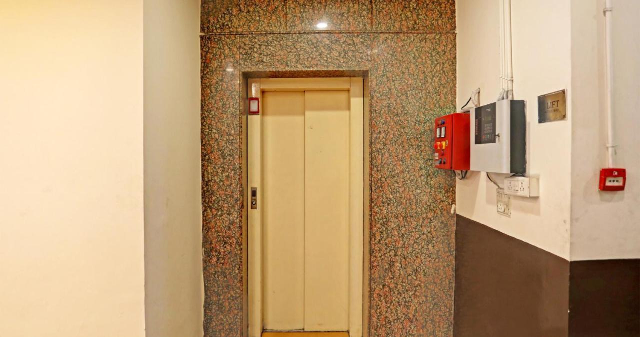 Hotel Grand Tushar - Ghaziabad Railway Station Kültér fotó