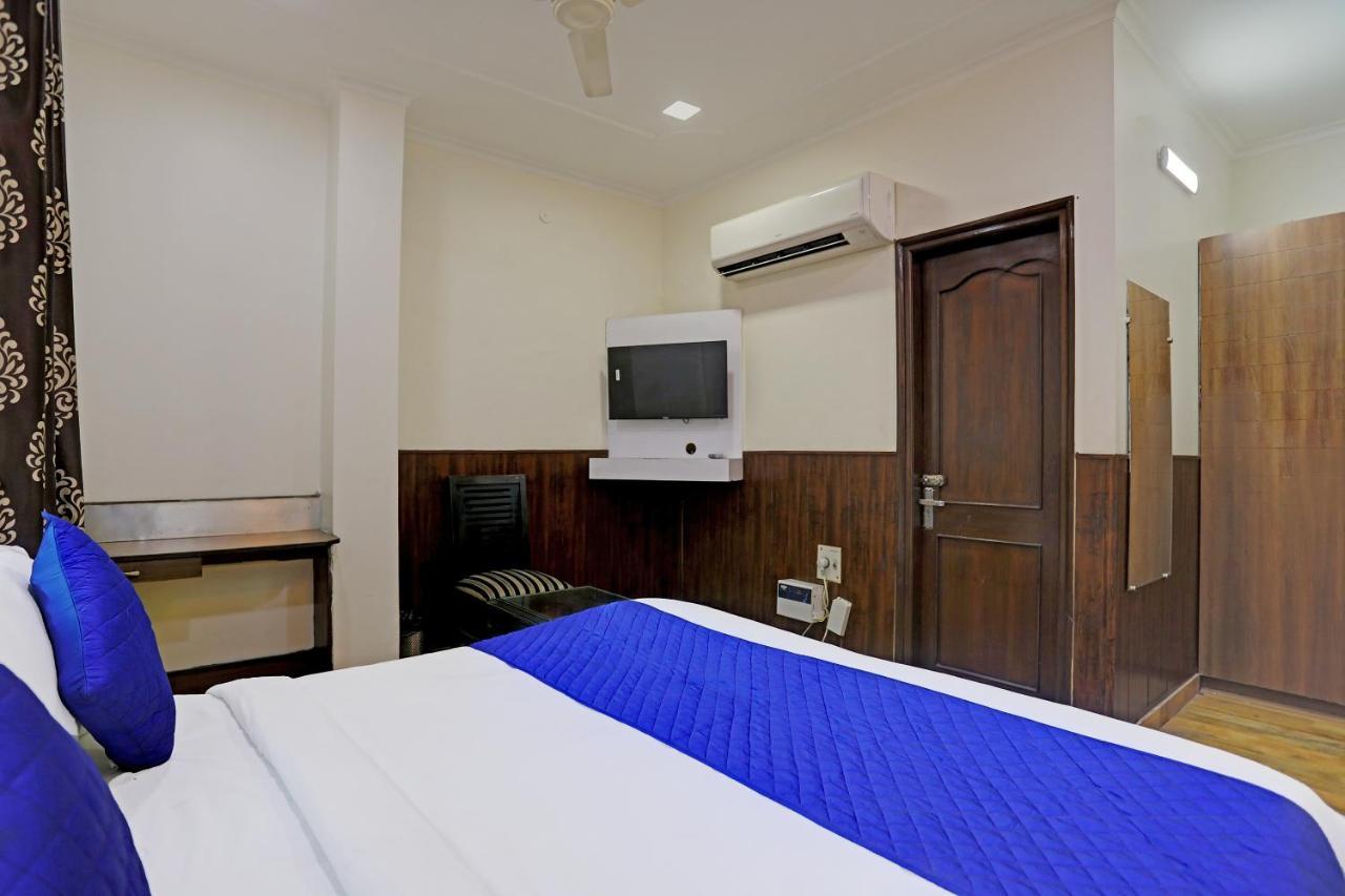 Hotel Grand Tushar - Ghaziabad Railway Station Kültér fotó