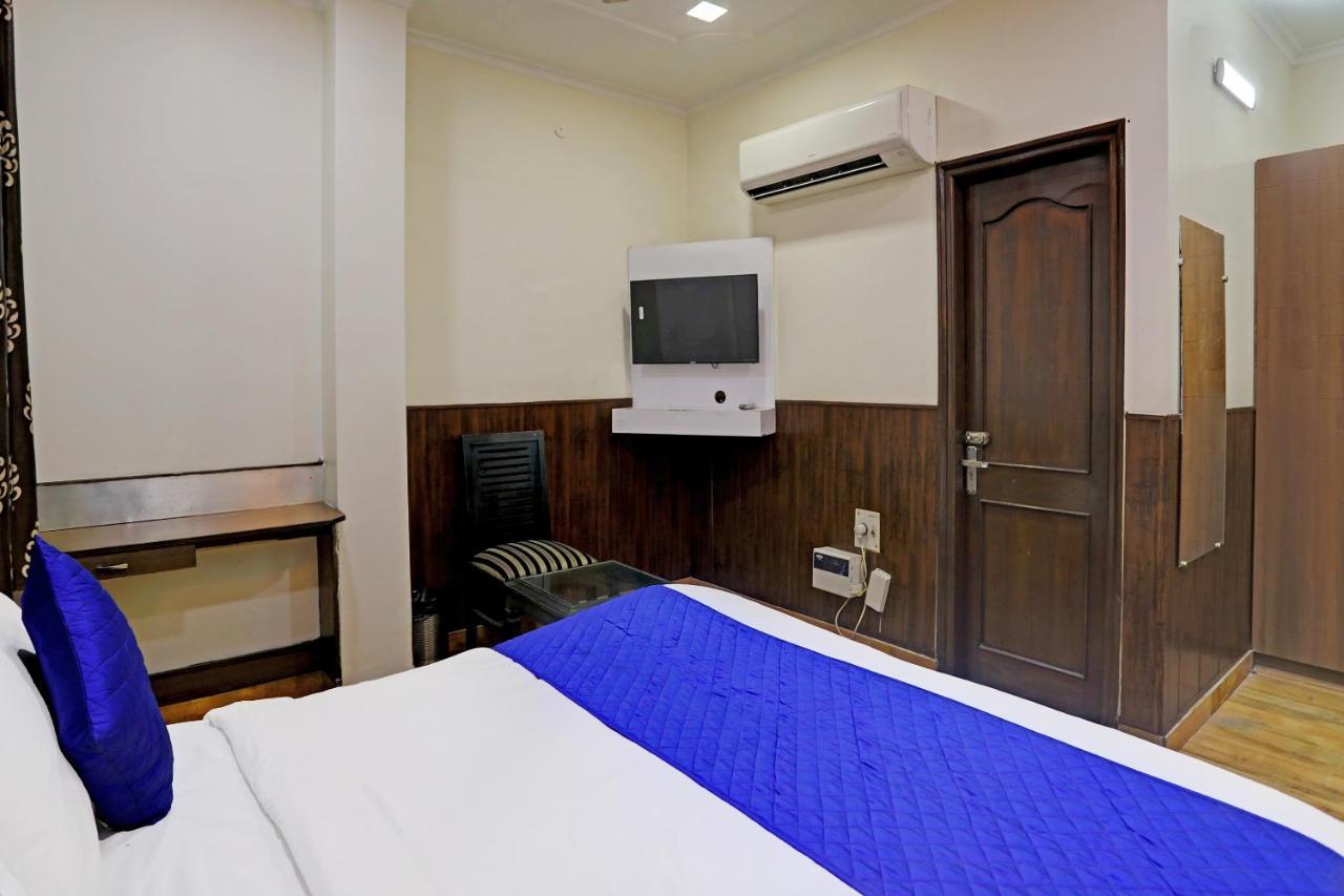 Hotel Grand Tushar - Ghaziabad Railway Station Kültér fotó