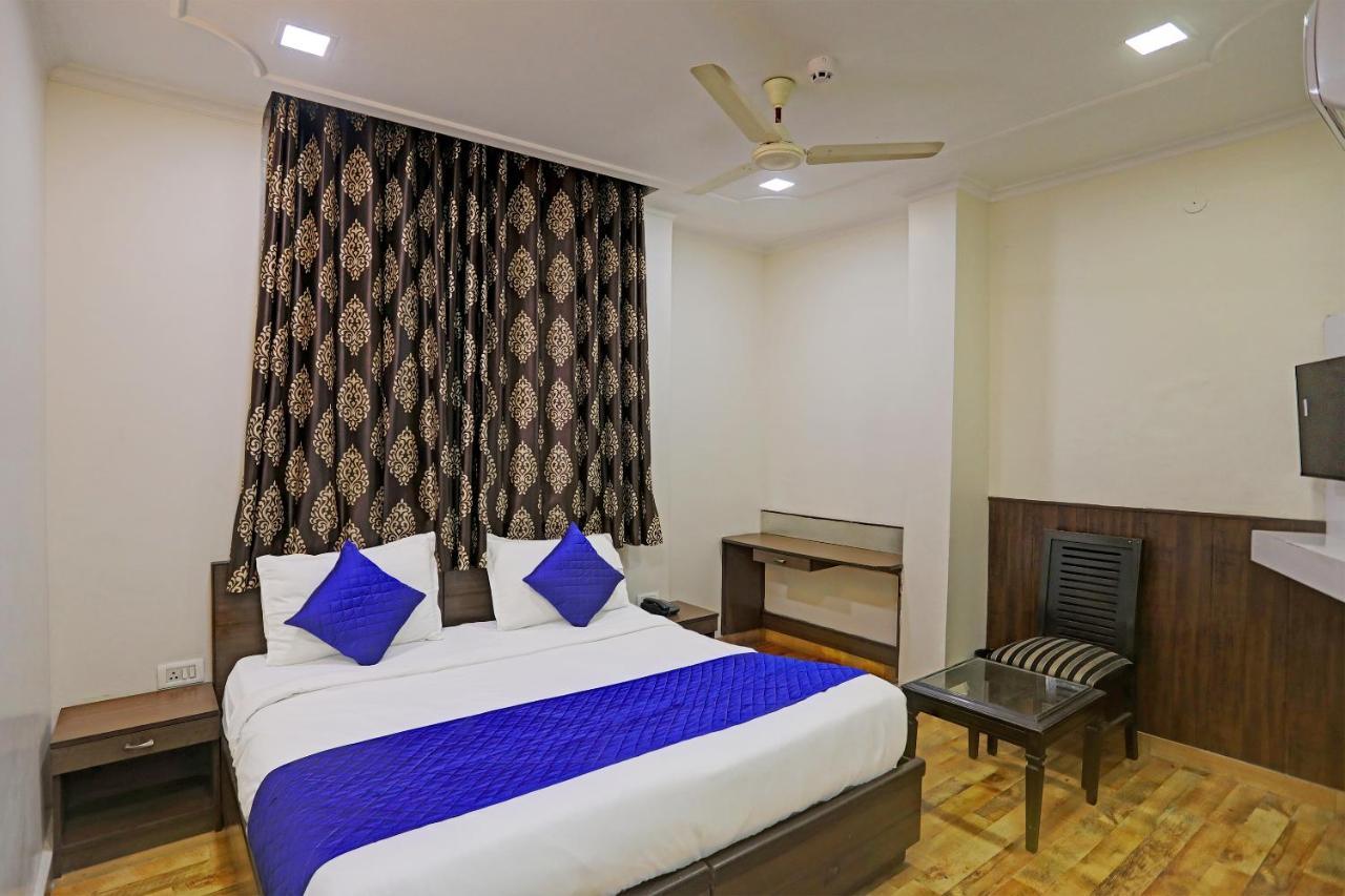 Hotel Grand Tushar - Ghaziabad Railway Station Kültér fotó