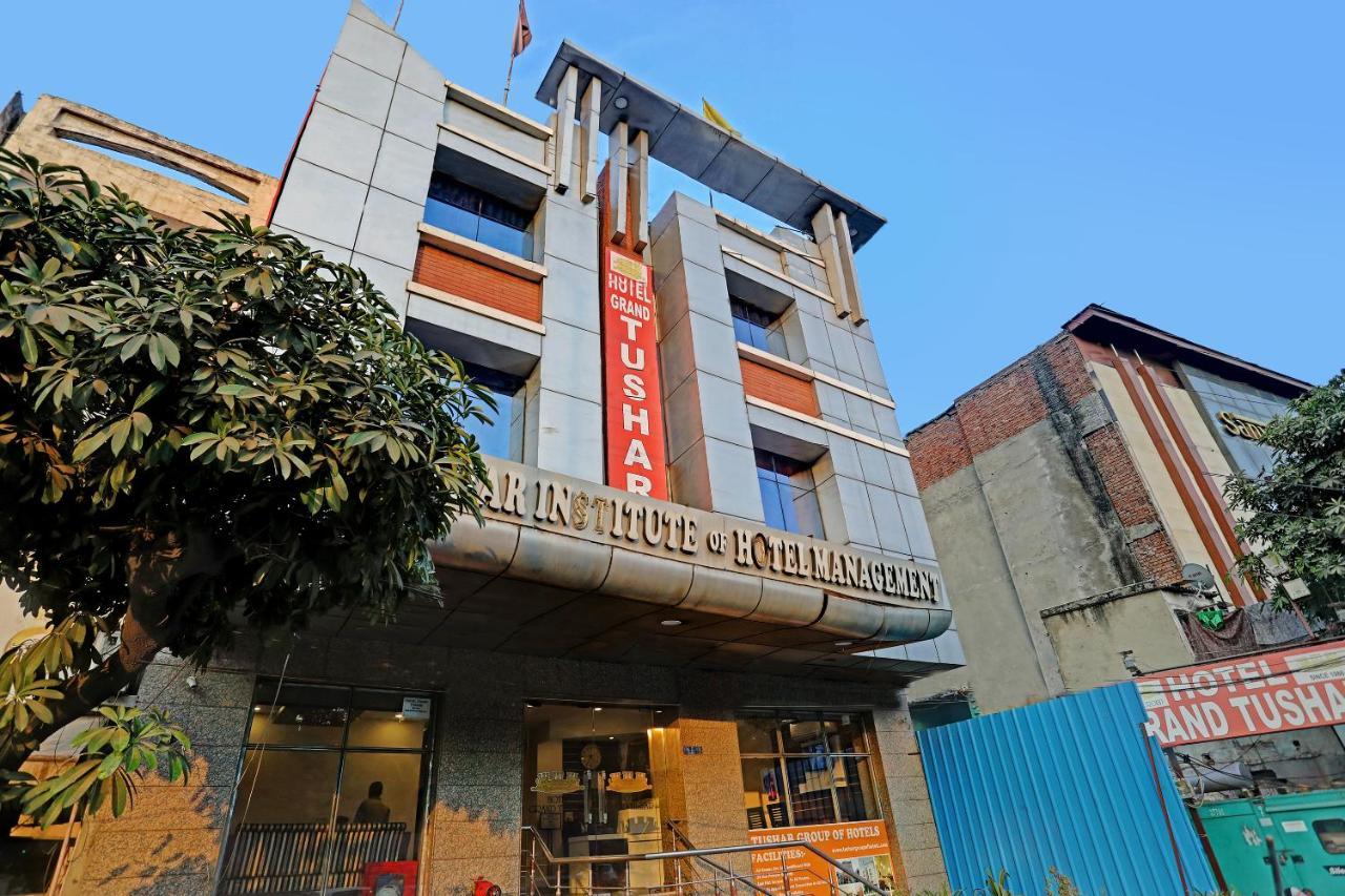 Hotel Grand Tushar - Ghaziabad Railway Station Kültér fotó