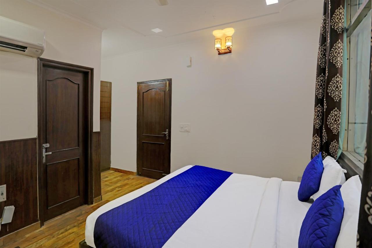 Hotel Grand Tushar - Ghaziabad Railway Station Kültér fotó