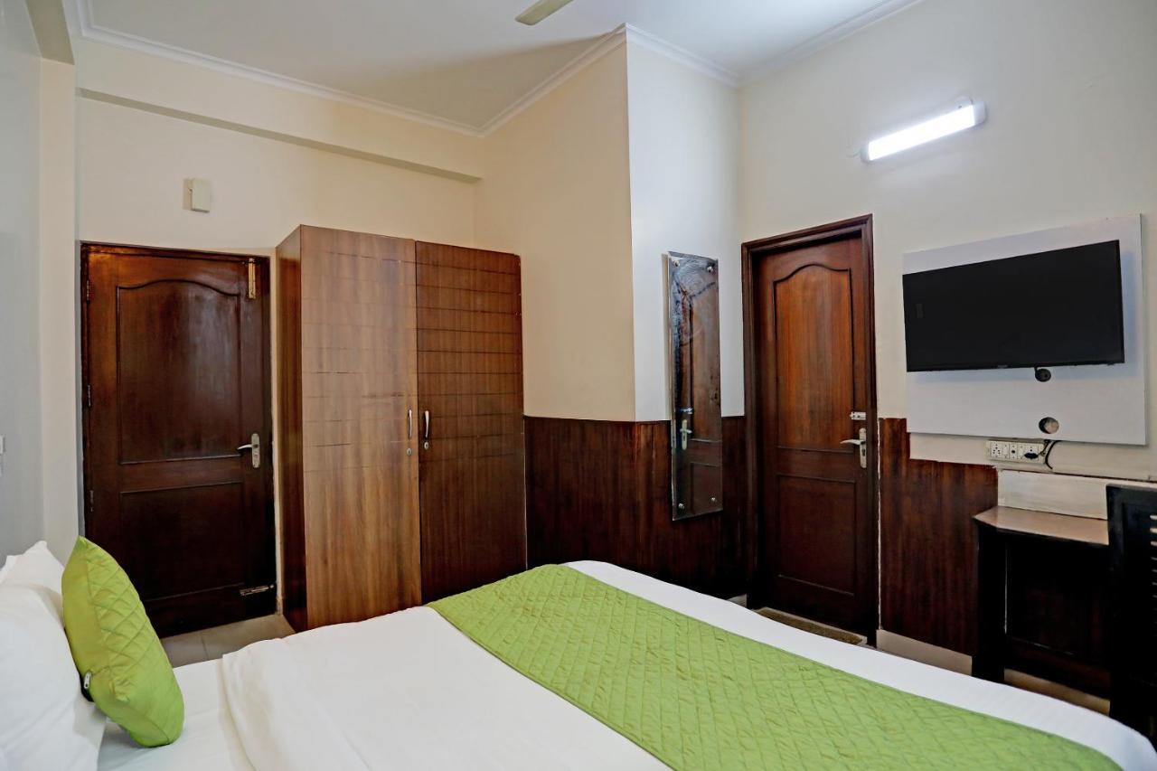 Hotel Grand Tushar - Ghaziabad Railway Station Kültér fotó
