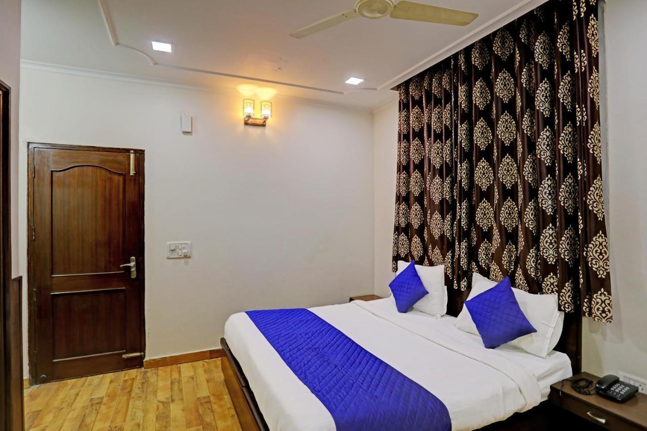 Hotel Grand Tushar - Ghaziabad Railway Station Kültér fotó
